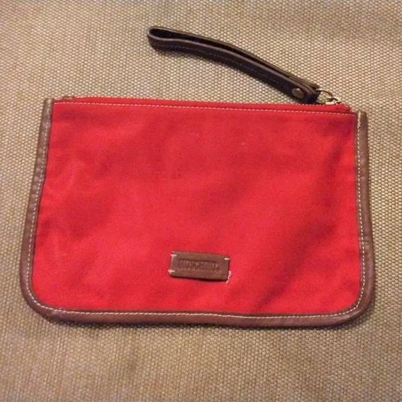Moschino heart bag - Gem ❤️MOSCHINO Wristlet Red Canvas and Leather with Heart Zipper Pull